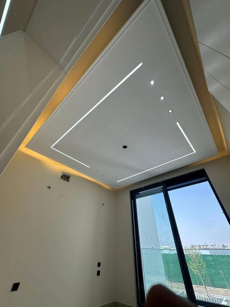 tiktok_1760779235602 دهان